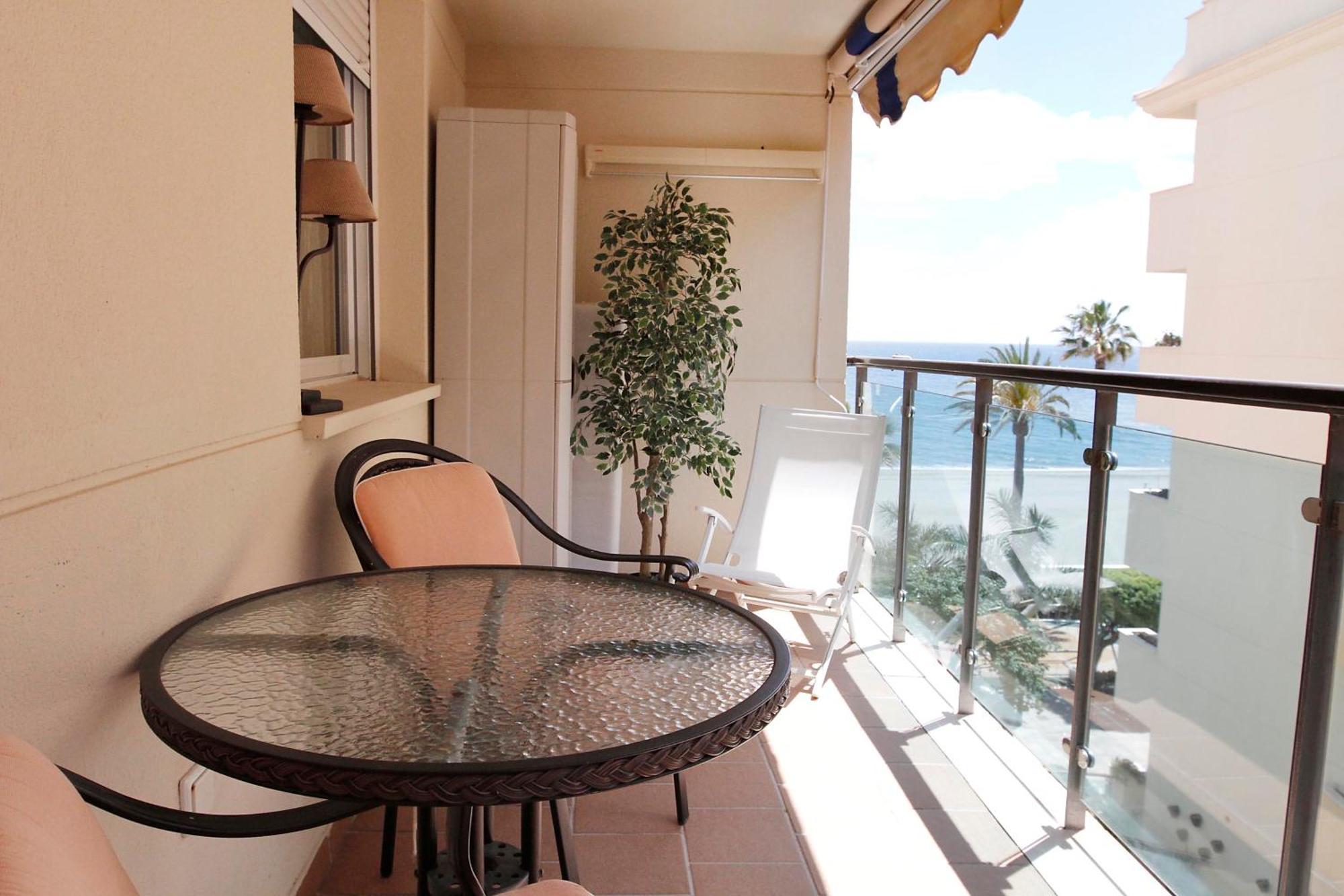 La Rada Beach Estepona Centro 外观 照片